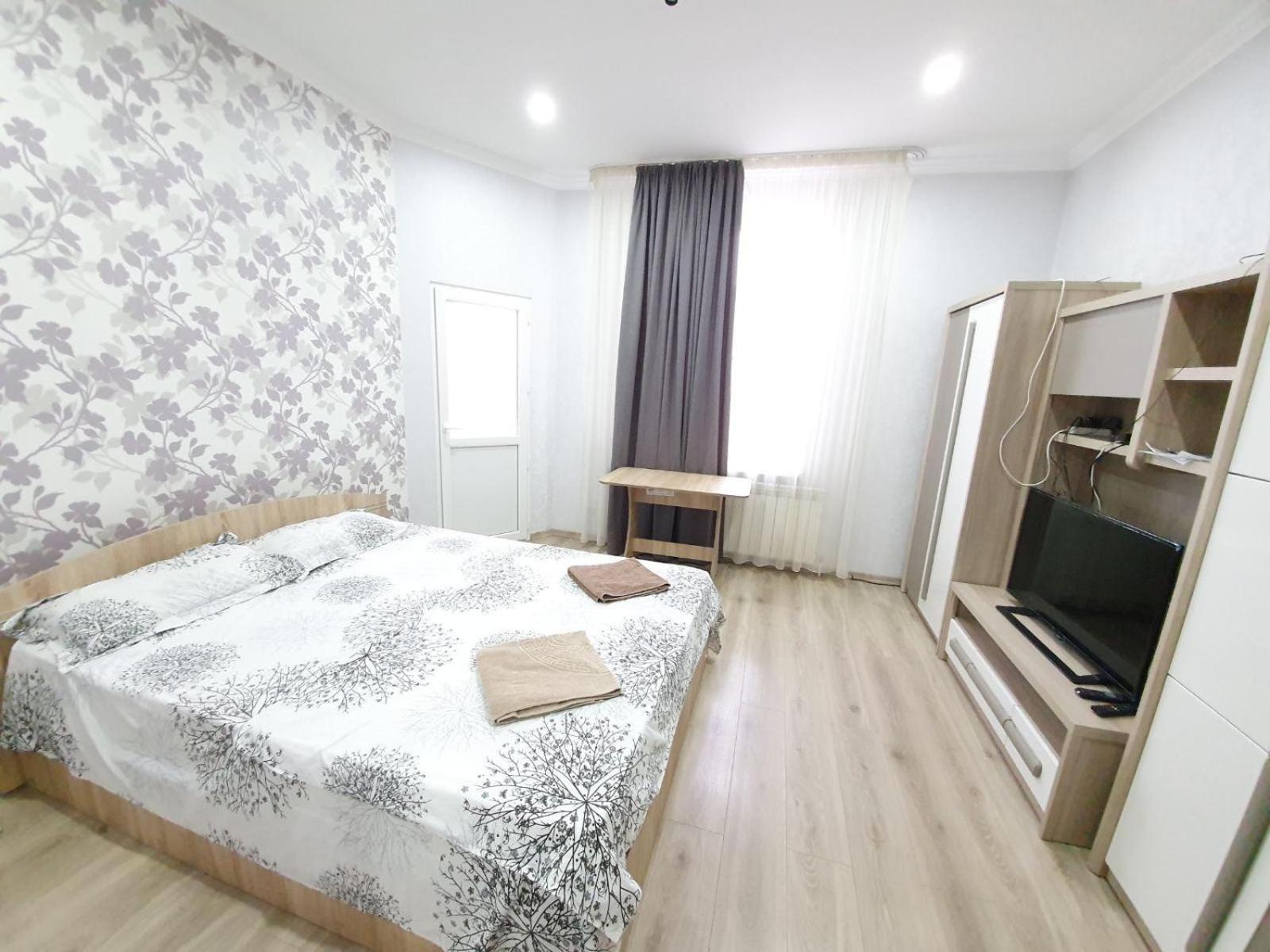 Tourist Home At Stefan Cel Mare With 2 Rooms Chişinău Eksteriør billede